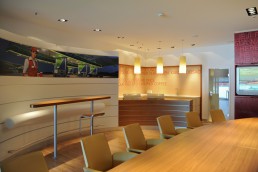 OMV-Lounge-Allianz-Arena-Muenchen-Designkonzept-von-LAY-InnenArchitekten.